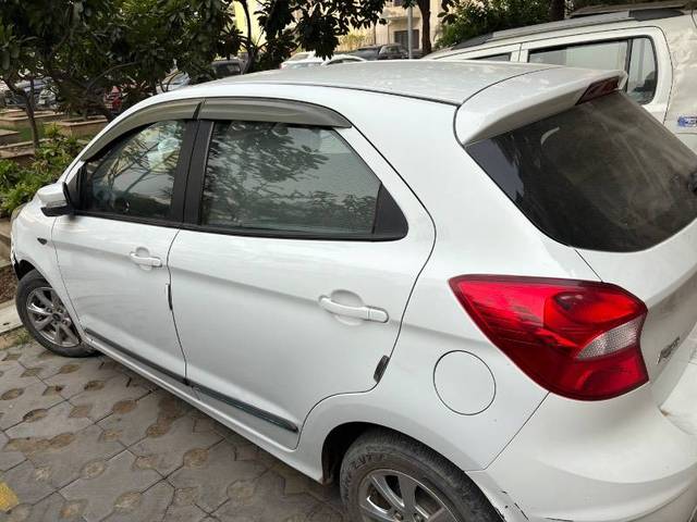 https://images10.gaadi.com/usedcar_image/4191662/original/60d40eaa779ddf84fac0f867fae71b02.jpeg?imwidth=6402