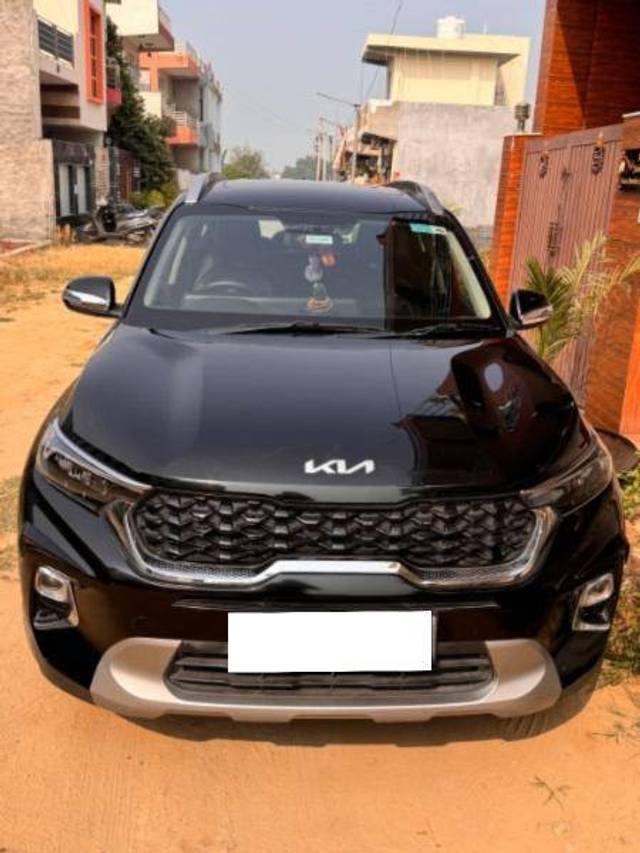 https://images10.gaadi.com/usedcar_image/4191665/original/7d35e38f2c6ef4b19df47cb654eff844.jpg?imwidth=6400