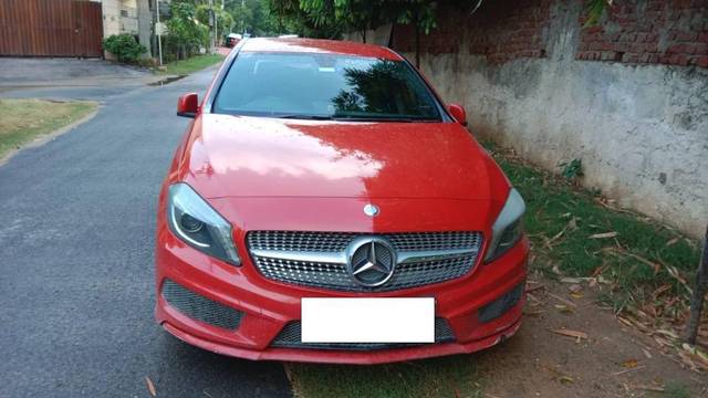 https://images10.gaadi.com/usedcar_image/4191694/original/a64a300a00e64ff067f483eb8cf25981.jpeg?imwidth=6400