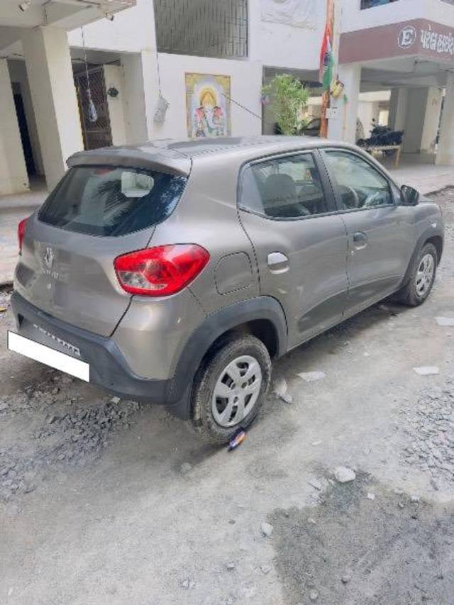 https://images10.gaadi.com/usedcar_image/4191697/original/processed_59ede545-b706-44c3-a3d3-72f9b62b2b2d.jpeg?imwidth=6401