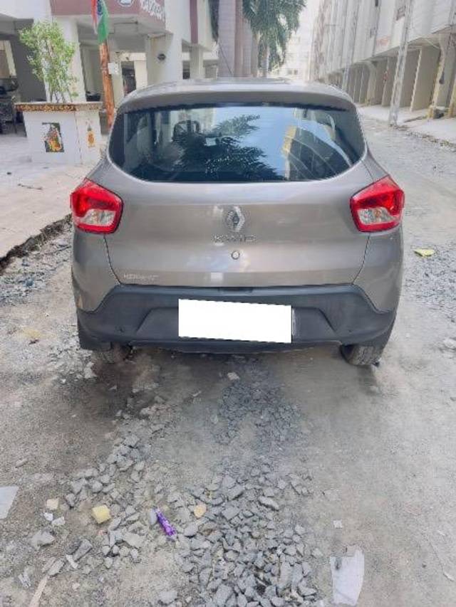 https://images10.gaadi.com/usedcar_image/4191697/original/processed_ff79f593-ebe0-42a2-9543-2269512230bc.jpeg?imwidth=6402