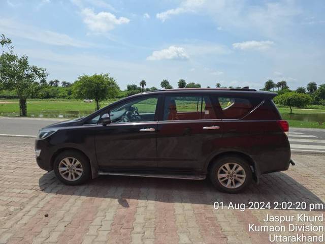 https://images10.gaadi.com/usedcar_image/4191742/original/2b3e9a2888d1ab528cb9f5ffdf3c6668.jpg?imwidth=6402