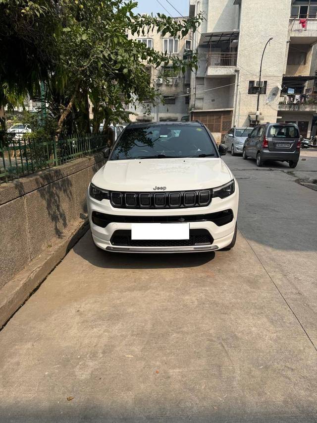 https://images10.gaadi.com/usedcar_image/4191752/original/a313cbc1a98231cc1c1a5d9a730abcb7.jpg?imwidth=6402