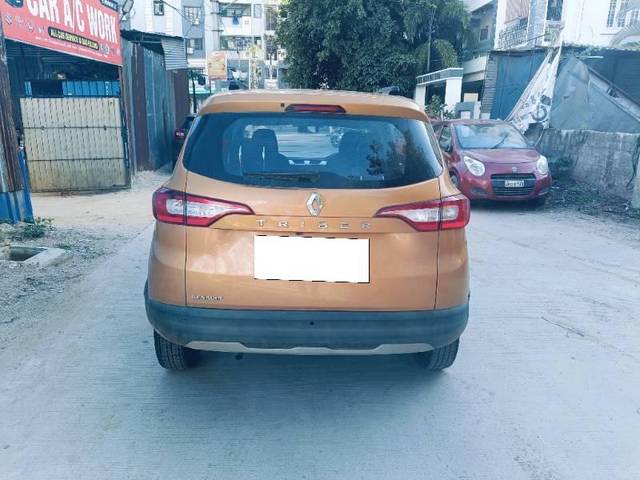 https://images10.gaadi.com/usedcar_image/4191801/original/processed_7f6f877e-d696-4e3f-b430-56bee49575ae.jpg?imwidth=6402