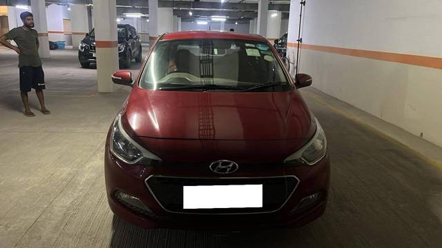 https://images10.gaadi.com/usedcar_image/4191824/original/e9a0c8214b6dbd1f827c4b27f220dee7.jpg?imwidth=6402