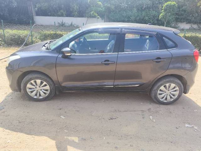 https://images10.gaadi.com/usedcar_image/4191835/original/c3c67265ff6fa1065653fa90a5445152.jpg?imwidth=6402