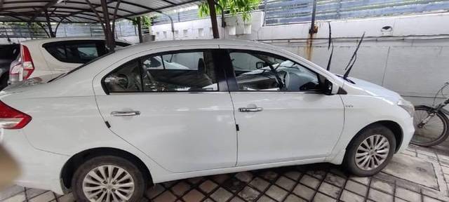 https://images10.gaadi.com/usedcar_image/4192161/original/processed_f665597d-fbc3-4477-b66b-d4e8b251256e.jpeg?imwidth=6402