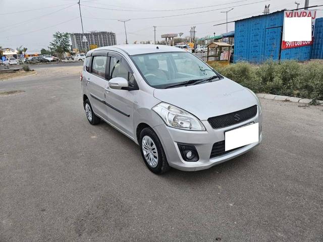 https://images10.gaadi.com/usedcar_image/4192170/original/processed_36e33f7ed826a6f2f281a7e86c4dd80e.jpg?imwidth=6400