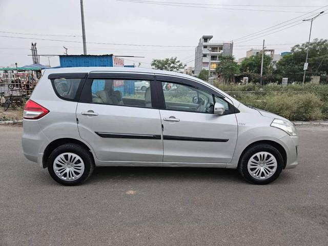 https://images10.gaadi.com/usedcar_image/4192170/original/processed_7729d511542c1fbcfa1f27866380cc18.jpg?imwidth=6401