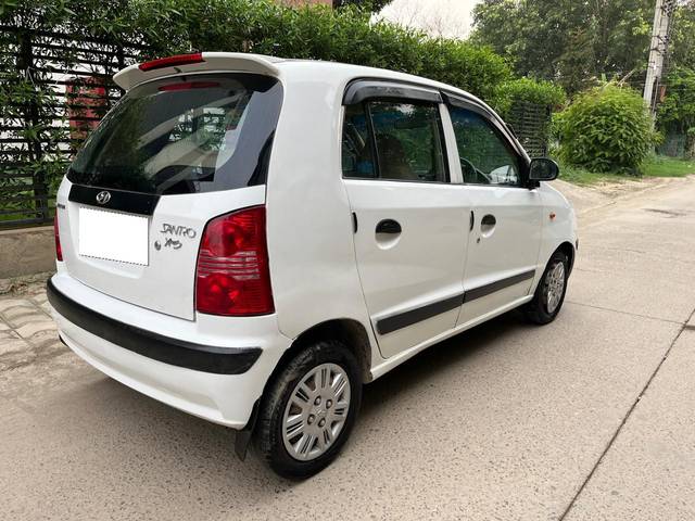 https://images10.gaadi.com/usedcar_image/4192194/original/processed_1817756c493caa06a4601b6db0b9e7d0.jpg?imwidth=6402