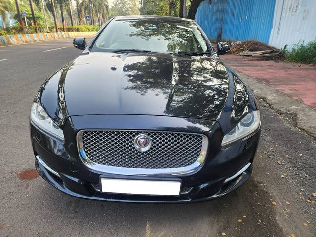 https://images10.gaadi.com/usedcar_image/4192313/original/6116a3cdb4aa91ea0292ea82b8e1fd2f.jpg?imwidth=6400