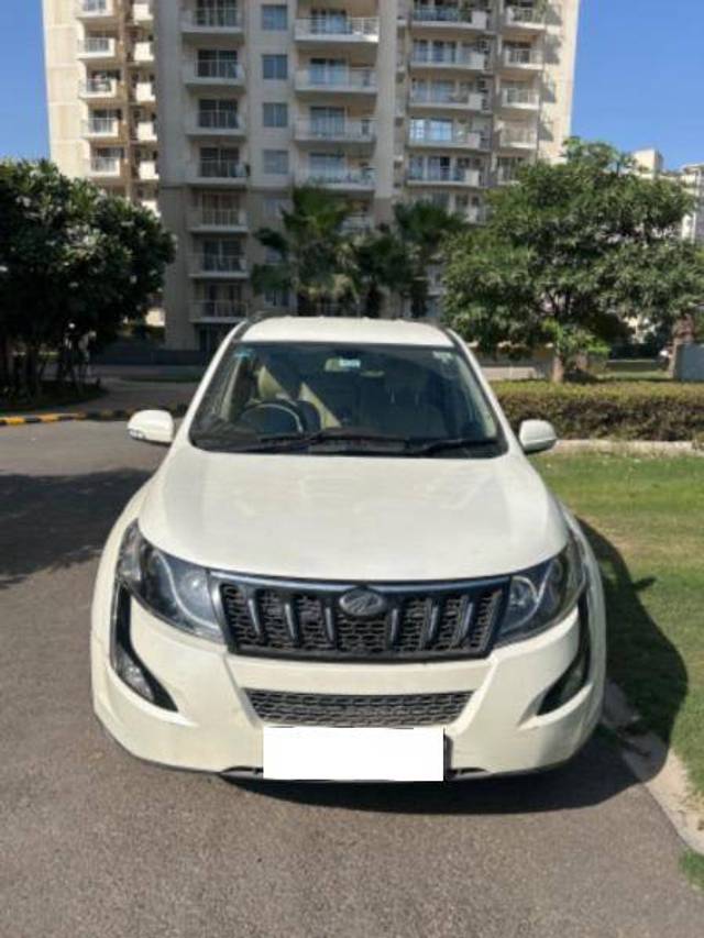 https://images10.gaadi.com/usedcar_image/4192330/original/0c05c20e51aa6881a7008af02d607b8d.jpg?imwidth=6401