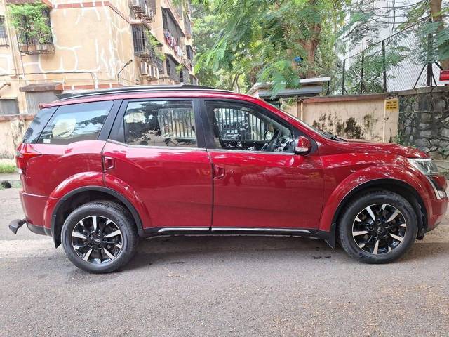 https://images10.gaadi.com/usedcar_image/4192356/original/processed_10e416acece72f8dc4bbf835222117bf.jpeg?imwidth=6401