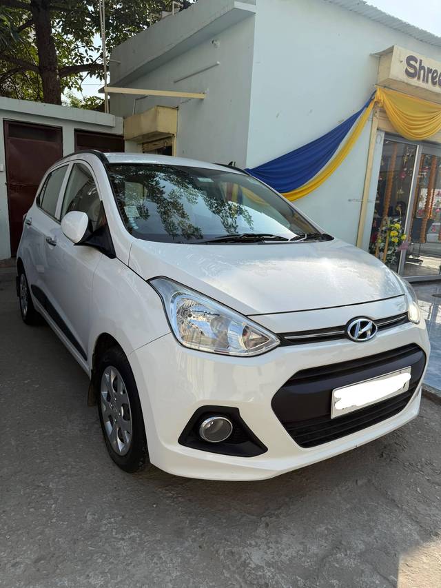 https://images10.gaadi.com/usedcar_image/4192377/original/processed_d510cdd1b6dca2a304104d9cedb4262b.jpg?imwidth=6400