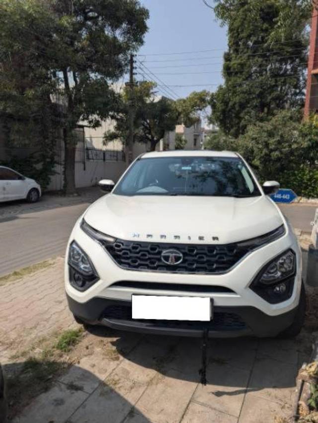 https://images10.gaadi.com/usedcar_image/4192383/original/processed_e04c54ff-b61b-46d9-9989-dffae3b62660.jpeg?imwidth=6402