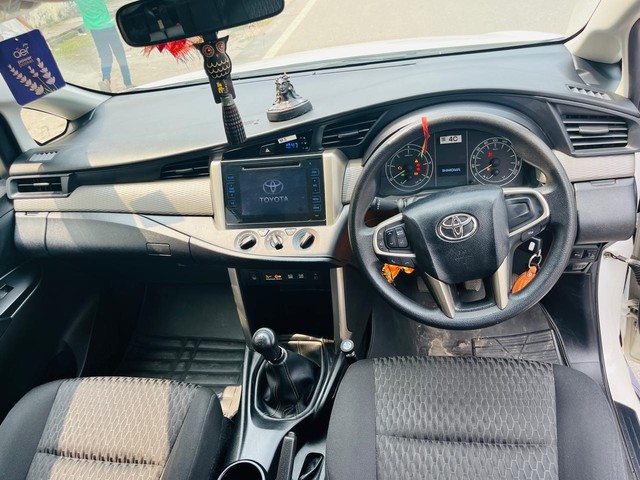 Second-hand 2018 Toyota Innova Crysta 2.4 G MT 8S BSIV for sale in Greater Noida-5