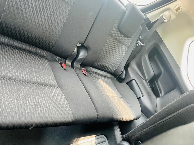 Second-hand 2018 Toyota Innova Crysta 2.4 G MT 8S BSIV for sale in Greater Noida-7