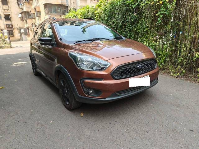 https://images10.gaadi.com/usedcar_image/4192602/original/processed_849498256fd800ec18d23a3e5f44a77d.jpeg?imwidth=6400