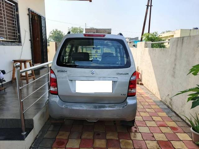 https://images10.gaadi.com/usedcar_image/4192605/original/processed_d7ef2ab5-8636-4c6c-89fa-a6922e0d9ab8.jpg?imwidth=6401