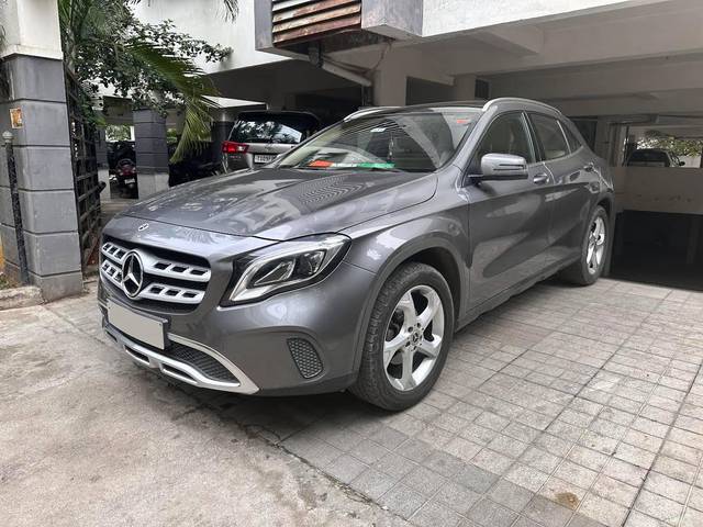 https://images10.gaadi.com/usedcar_image/4192630/original/processed_ec9a04a22490caf6340062c4896a3c2c.jpg?imwidth=6402