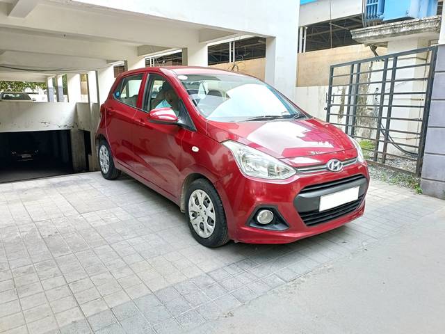 https://images10.gaadi.com/usedcar_image/4192637/original/ef551aa2e6a7b975cb34df0e1ec91f4d.jpg?imwidth=6400