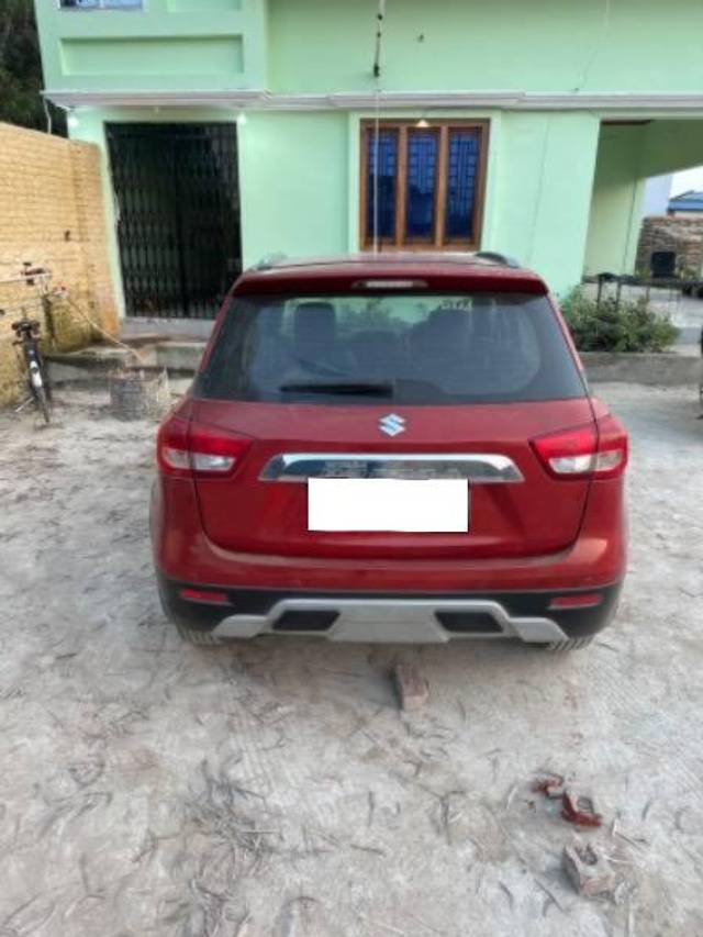 https://images10.gaadi.com/usedcar_image/4192706/original/processed_4e497f39-9de1-4c65-bd47-61cbeb9b9650.jpg?imwidth=6402