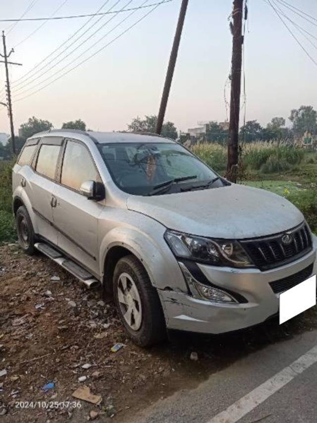 https://images10.gaadi.com/usedcar_image/4192719/original/processed_27d05557-2edc-4798-86a8-bedf63501ae1.jpg?imwidth=6400