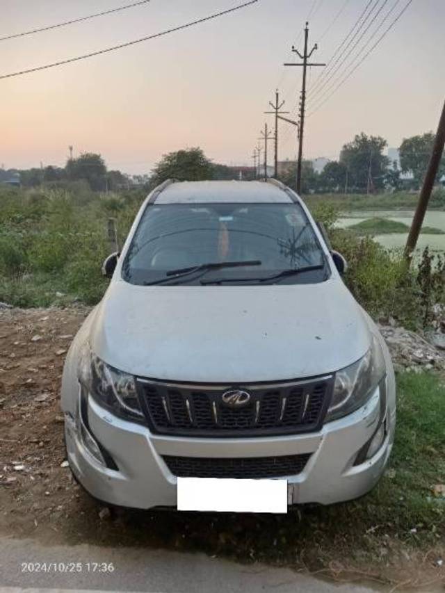 https://images10.gaadi.com/usedcar_image/4192719/original/processed_9d00f20d-9159-486c-9c6c-a19d3d628936.jpg?imwidth=6402