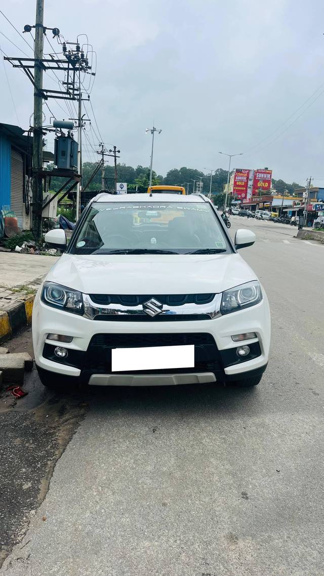 https://images10.gaadi.com/usedcar_image/4192999/original/processed_dd788cd244cc30df1b4c1cbb45a02b4e.jpg?imwidth=6400