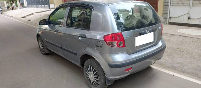 https://images10.gaadi.com/usedcar_image/4193029/original/processed_574eeef5ea546d36fb645d7cb0cd6620.jpg?imwidth=6402