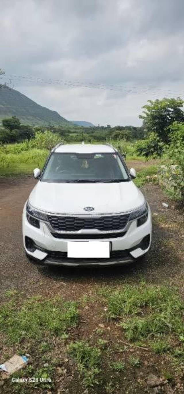 https://images10.gaadi.com/usedcar_image/4193085/original/processed_3562a2d2-18ec-4ac0-bc7b-5c57ef0249cc.jpg?imwidth=6400