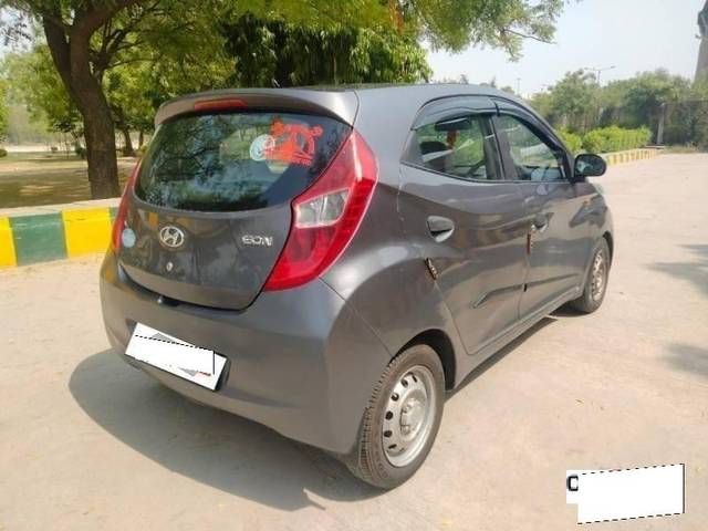 https://images10.gaadi.com/usedcar_image/4193105/original/processed_ef82d079d126b92c572242abeae0fddf.jpg?imwidth=6402