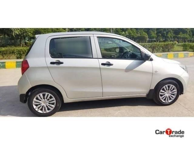 https://images10.gaadi.com/usedcar_image/4193108/original/processed_4d7908275a935b61fd18ae227f1ccbf5.jpg?imwidth=6401