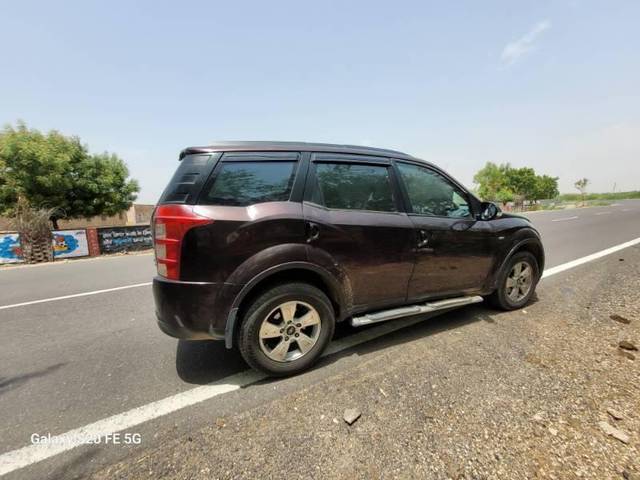 https://images10.gaadi.com/usedcar_image/4193117/original/processed_1f5a479b-9c2f-4aed-9d13-09c1f2a30566.jpg?imwidth=6401