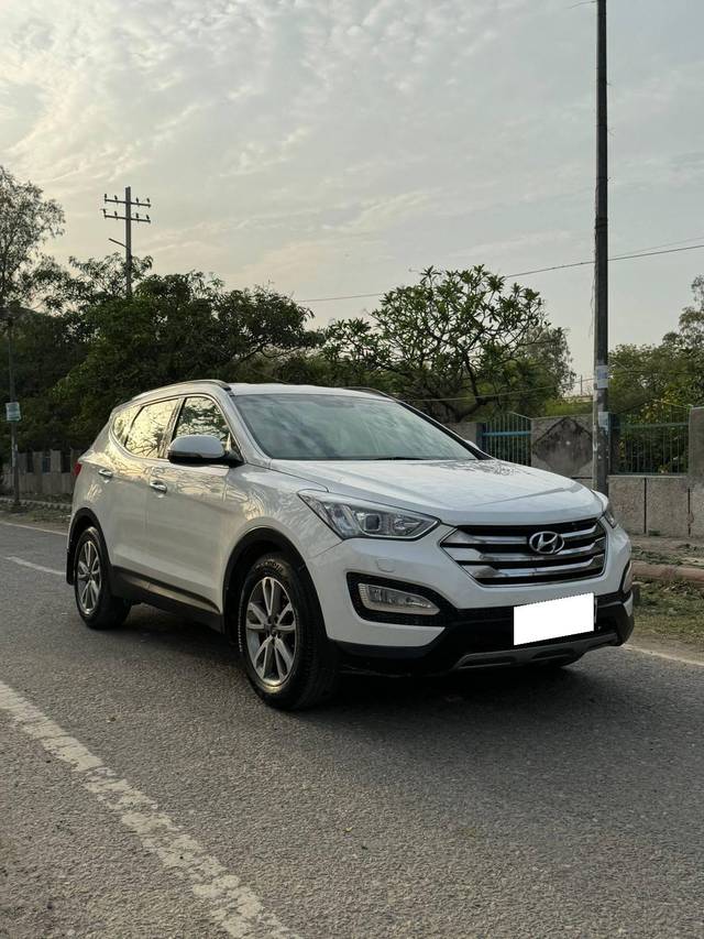 https://images10.gaadi.com/usedcar_image/4193134/original/processed_cfffa5be8d9a4e0c0c67ba50355ac946.jpg?imwidth=6400