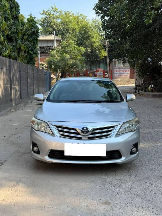 https://images10.gaadi.com/usedcar_image/4193174/original/processed_9dcc4cc010ce28d0158169939c849b32.jpg?imwidth=6400