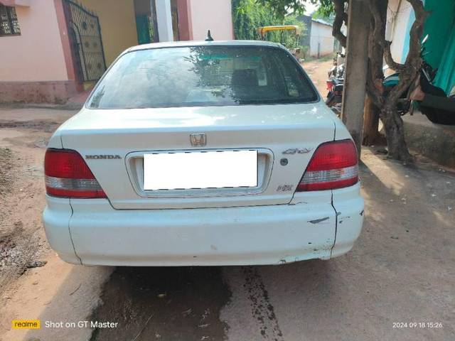 https://images10.gaadi.com/usedcar_image/4193235/original/processed_0a60eeef-1313-4b9a-9309-fb51ca3755fc.jpg?imwidth=6401