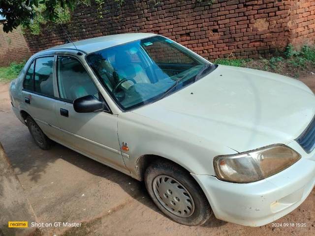 https://images10.gaadi.com/usedcar_image/4193235/original/processed_b5b1afa8-6ac4-49dc-b4bd-834633d2f25d.jpg?imwidth=6400