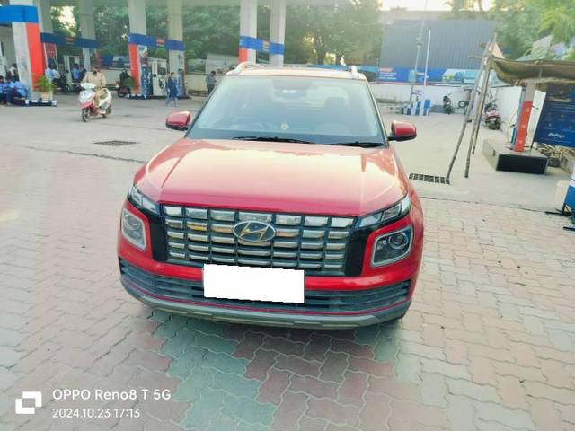 https://images10.gaadi.com/usedcar_image/4193401/original/processed_02bba891-1715-4644-a95c-08f684002333.jpg?imwidth=6400