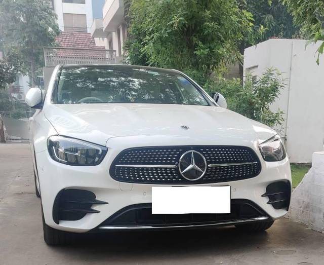 https://images10.gaadi.com/usedcar_image/4193413/original/processed_4f902131-c183-4eb8-b0d4-f12df661fc8c.jpg?imwidth=6401