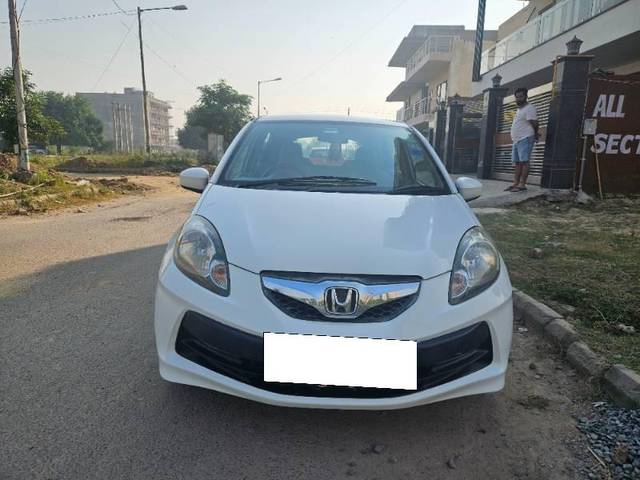 https://images10.gaadi.com/usedcar_image/4193437/original/processed_7425ede0-44b4-4626-be7d-b049b9366ad6.jpg?imwidth=6400