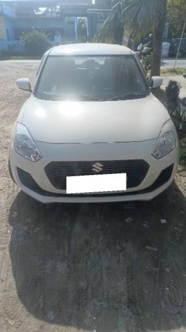 https://images10.gaadi.com/usedcar_image/4193476/original/processed_4c7774e3-39a3-4808-bfd8-1ebb36bb6a36.jpg?imwidth=6400