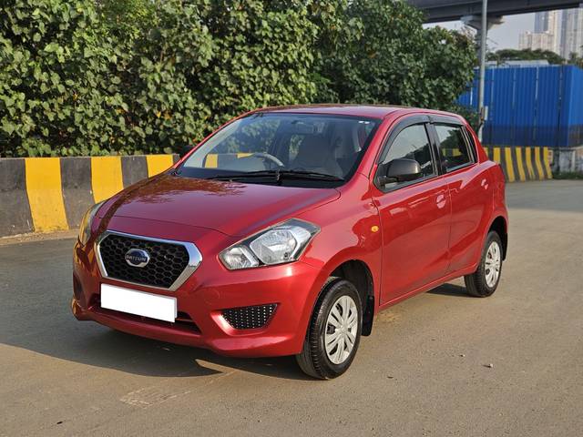 https://images10.gaadi.com/usedcar_image/4193675/original/processed_3b64e2f29e44aa0b0fd3011aa390ee9b.jpg?imwidth=6402