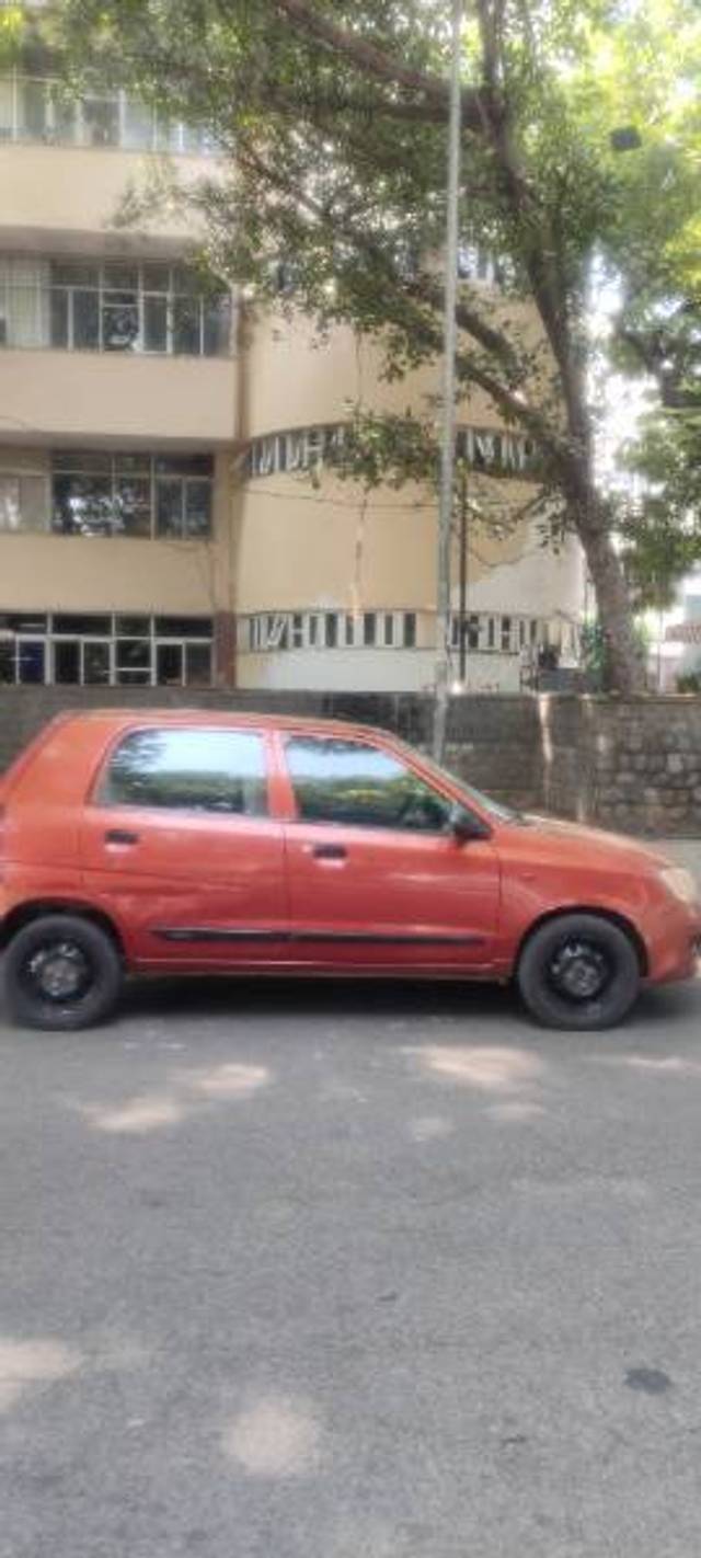 https://images10.gaadi.com/usedcar_image/4193690/original/697bab6a793e9a951f22be2005c8fce9.jpg?imwidth=6402