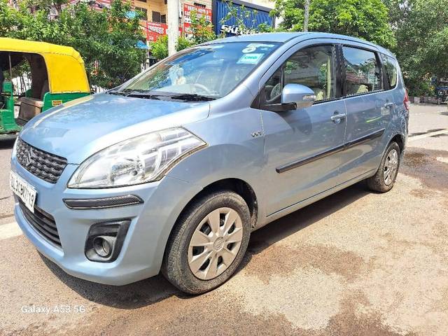 https://images10.gaadi.com/usedcar_image/4193791/original/processed_c23047ccf9de5d7d78e533b10728e9c2.jpg?imwidth=6402