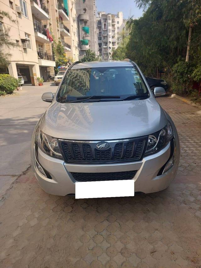 https://images10.gaadi.com/usedcar_image/4193914/original/6d2a51d35eee52052cf4e9ea02d28584.jpg?imwidth=6402