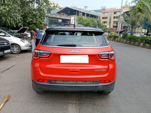 https://images10.gaadi.com/usedcar_image/4194025/original/processed_6501d37dbcf8067437628c4b5656b9c9.jpg?imwidth=6401