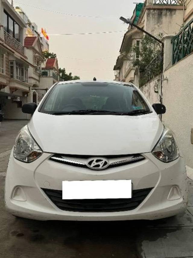 https://images10.gaadi.com/usedcar_image/4194061/original/processed_cb4c67d5-00c6-4b59-ac1e-5735a1377218.jpg?imwidth=6400