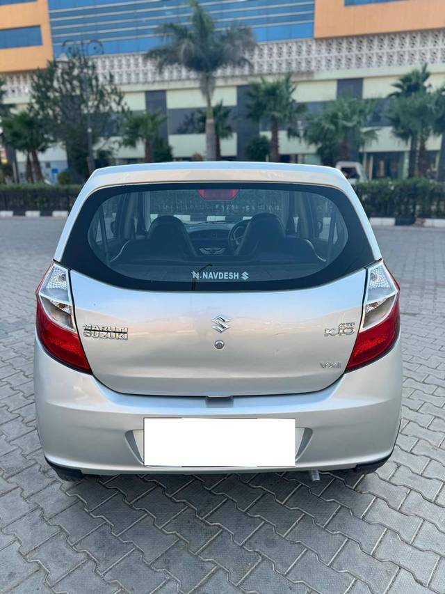 https://images10.gaadi.com/usedcar_image/4194101/original/processed_65ccf3952b7f30b82fe71c427aebcd27.jpg?imwidth=6402