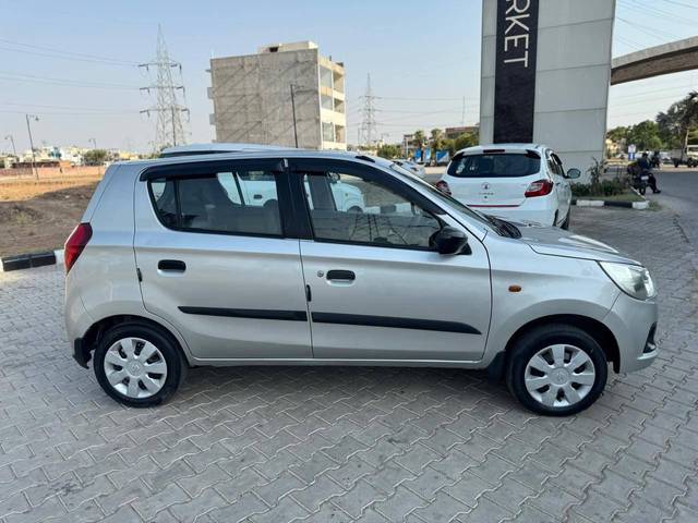 https://images10.gaadi.com/usedcar_image/4194101/original/processed_6de37c9b3c7a37a39d54169d08304e6a.jpg?imwidth=6401